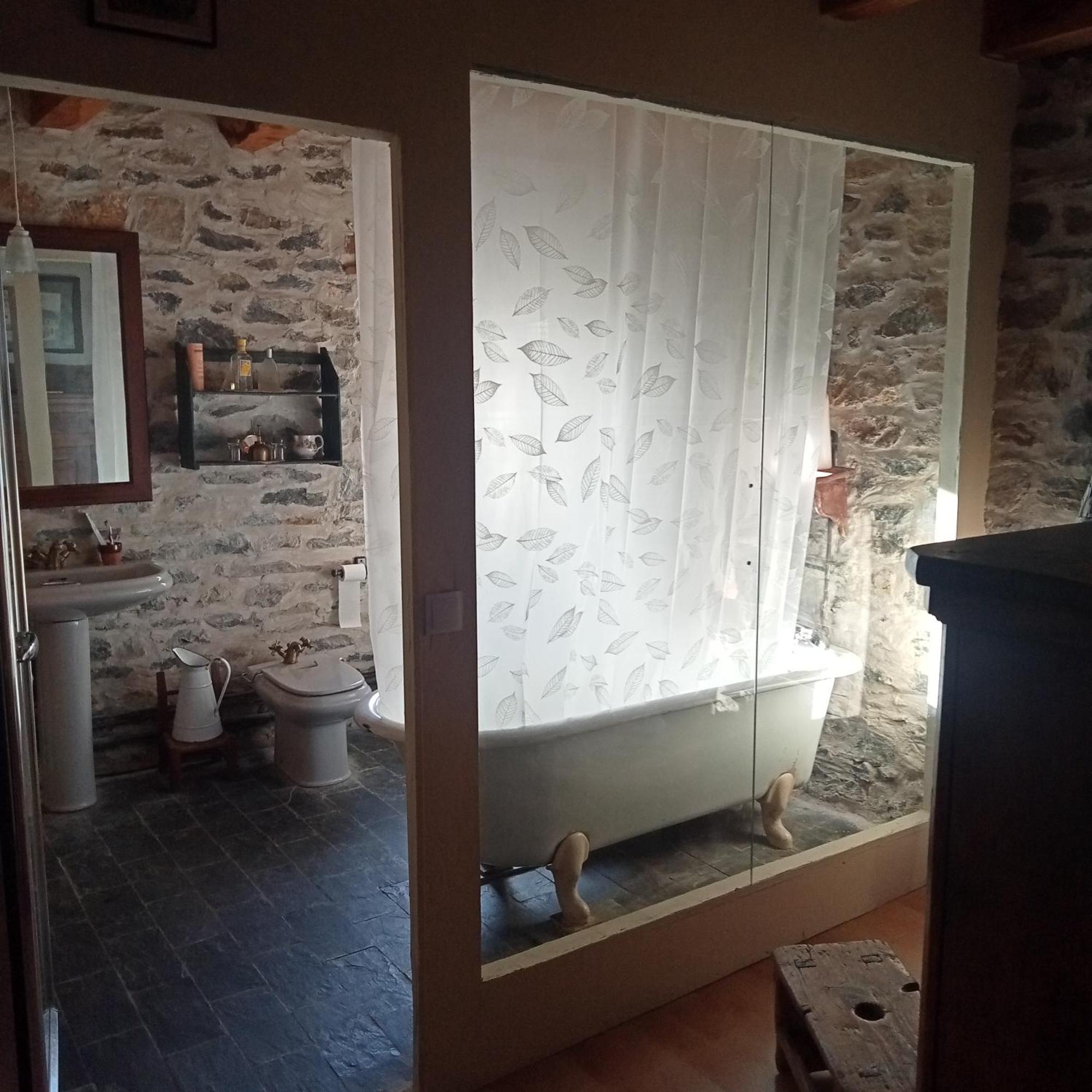 Suite En Cuadra Pajar, Casa Rural Hoz de Jaca Exterior photo